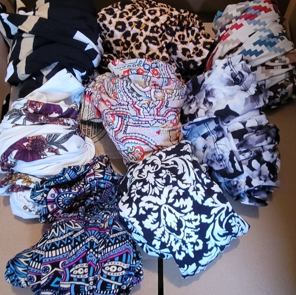 Bulk Leggings Lularoe - Picture 2 of 2